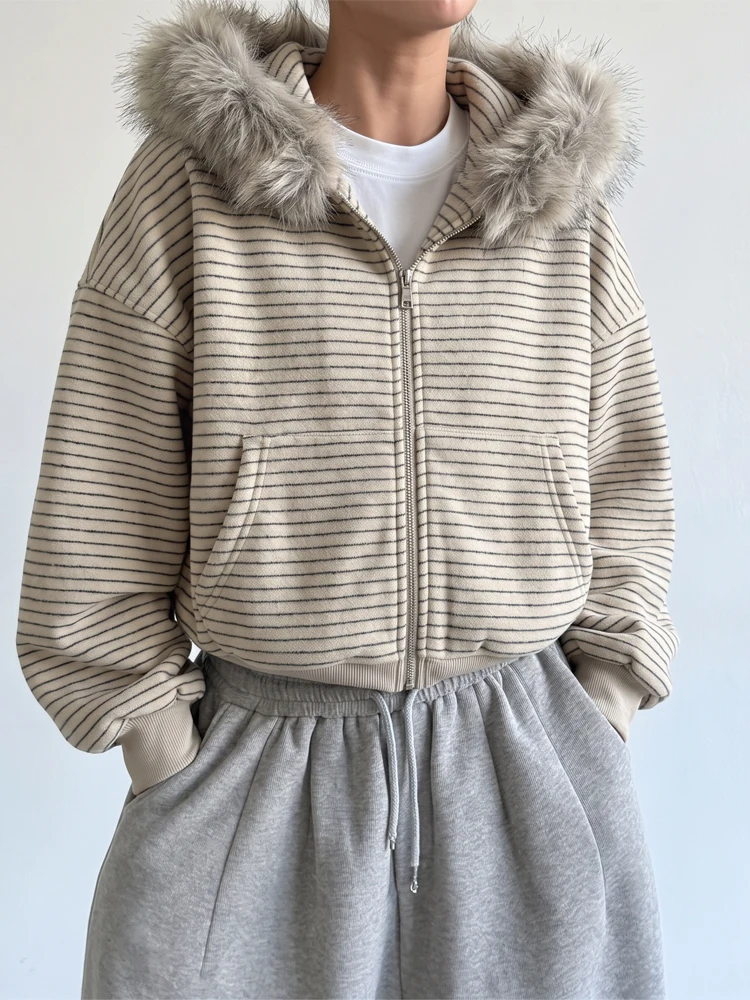 Women Striped Hooded Faux Fur Lined Jacket Winter Thick Warm Zip Up Oversized 2026 Autumn Lady Casual Daily Streetwear Coat