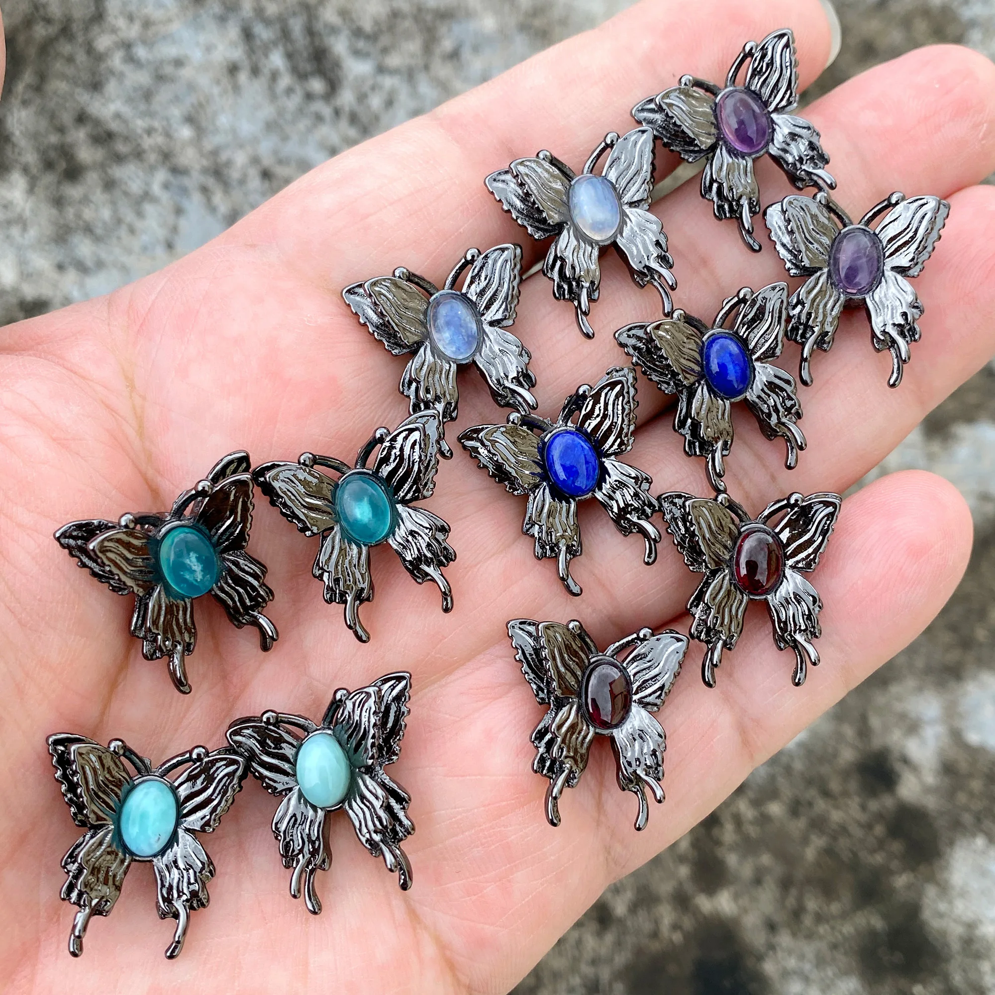 2PCS Gun black metal butterfly accessory bead inlaid with natural stone Suitable for making bracelets necklaces 20X22MM
