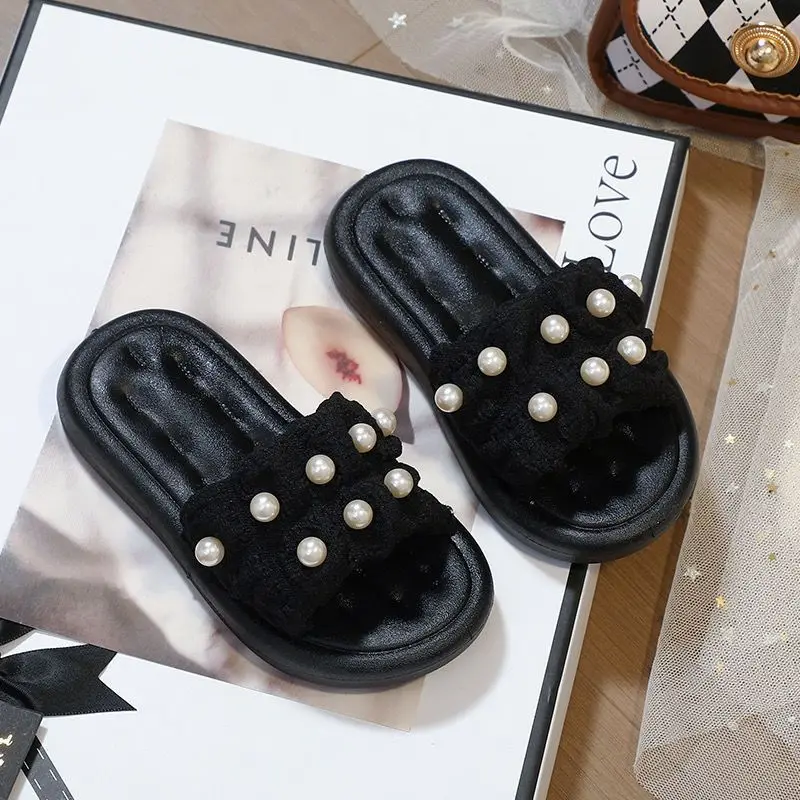 

Korean Style Princess Pearl One Strap Girls Sandals Soft Sole Breathable for Outdoor Little Girls