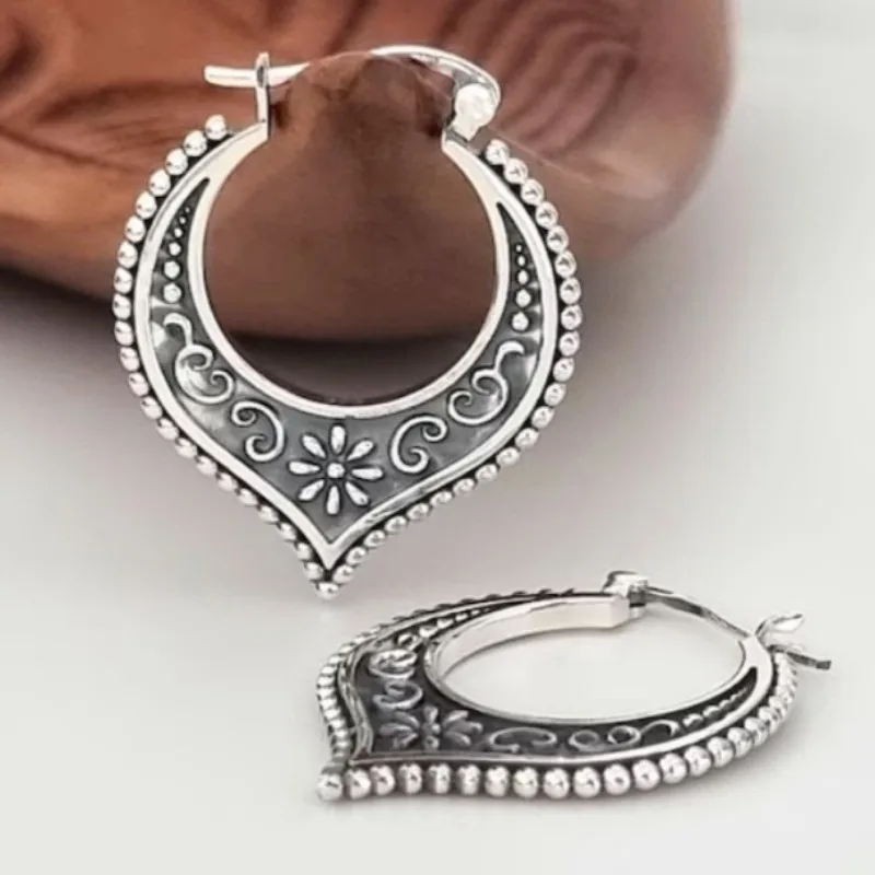Ethnic Style Silver Color Copper Dangle Earrings Women's Geometry Hand Carved Pattern Pendant Earrings Retro Fashion Jewelry