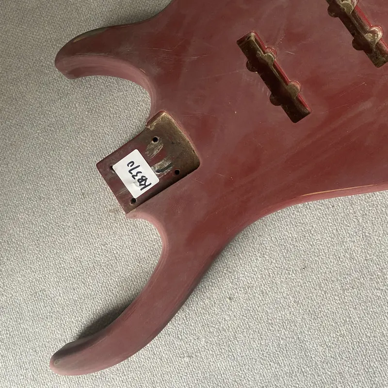 KB370 Color rojo 4 o 5 cuerdas guitarra eléctrica bajo cuerpo madera maciza pastillas JB mano derecha DIY y piezas de repuesto