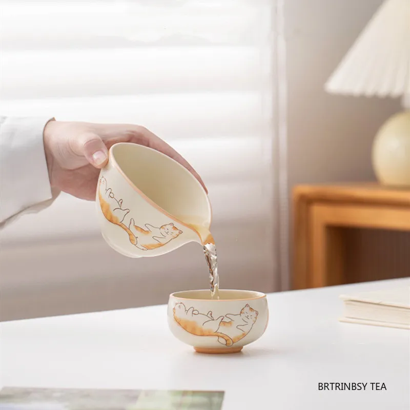 140ml Chinese Cute Cat Pattern Fair Cup Tea Infusers Handmade Ceramic Teacup Household Travel Personal Tea Set Accessories