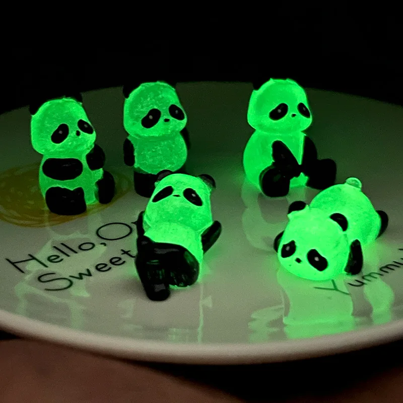 5Pcs/Set Glowing Panda Mini Figurines Miniature Panda Micro Landscape Ornament Glowing in Dark Miniature Flower Potted Decor