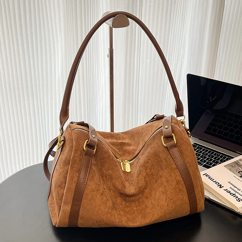 

Просторная большая сумка 2025 года, женская сумка через плечо в европейском стиле, повседневная сумка через плечо для пригородных поездок, минималистичная сумка «день-ночь»