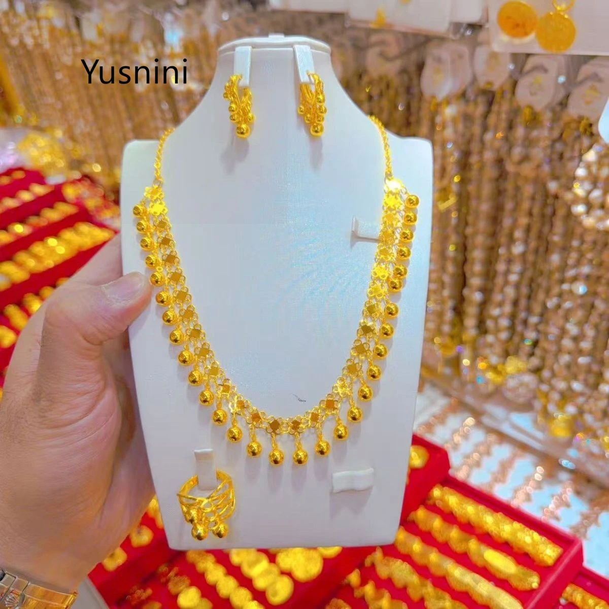

New Fashion Dubai 24K Gold Plated Necklace, Earrings, and Exquisite Engagement Party Jewelry Set for Lovers