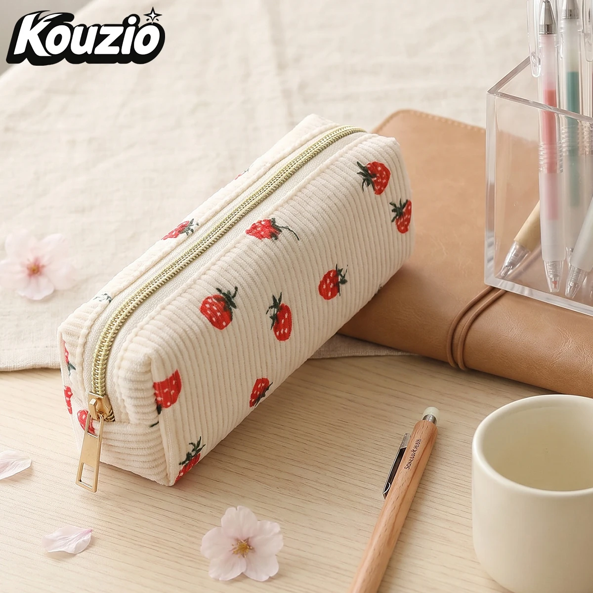 Federmäppchen aus Cord mit Erdbeer-Print, kleine Federtasche mit Reißverschluss, tragbarer Schreibwaren-Organizer, ästhetische Schulsachen