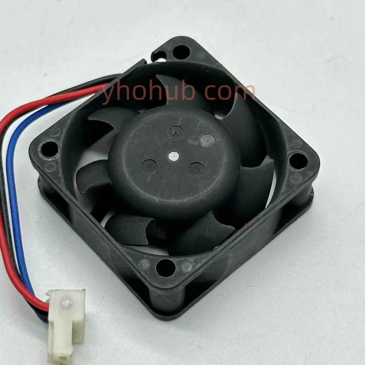 Delta Electronics AFB0405LB R00 DC 5V 0.20A 40x40x15mm Server Cooling Fan