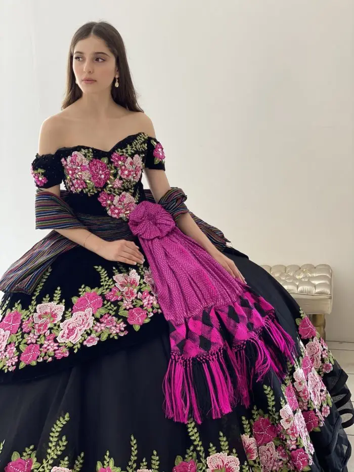 Schwarze Prinzessin Quinceanera-Kleider, Ballkleid, schulterfrei, Tüll-Applikationen, süße 16-Kleider für 15 Jahre, individuell gestaltet