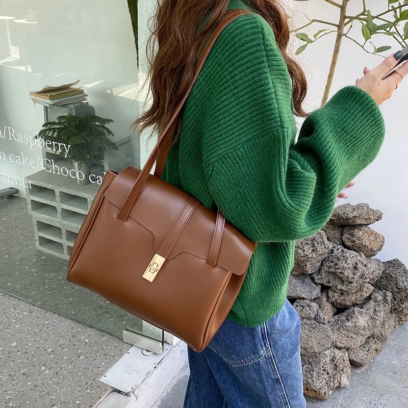 

Autumn Winter New Style Women's Soft Leather Large-capacity Retro Flip-over Commuter Bag Fashion Single-shoulder Tote Bag