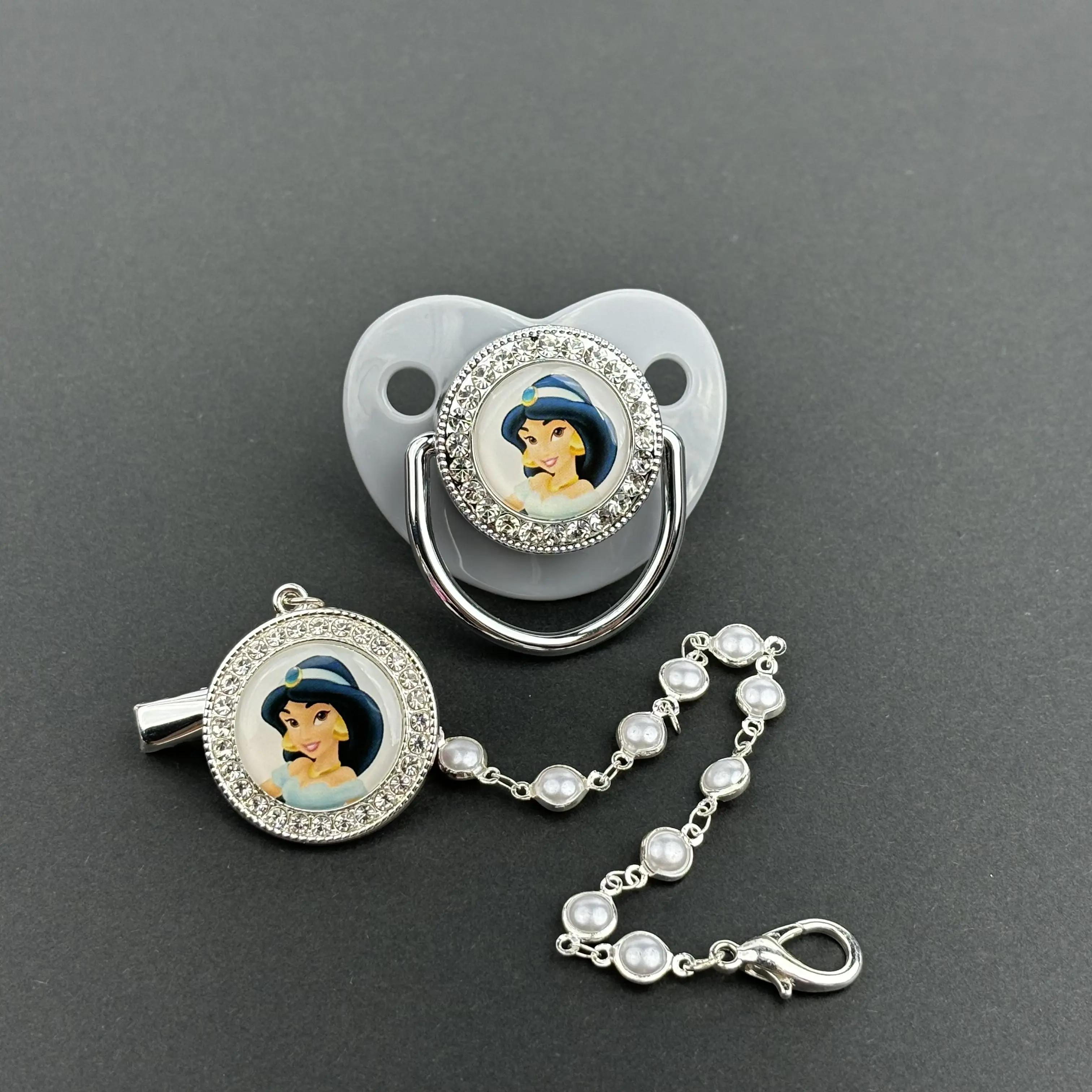 0-18 Months Orthodontic Soothing Pacifier Newborn Feeding Anime Print Chewing Pacifier with Chain Clip Kawai's mouth playing view 5