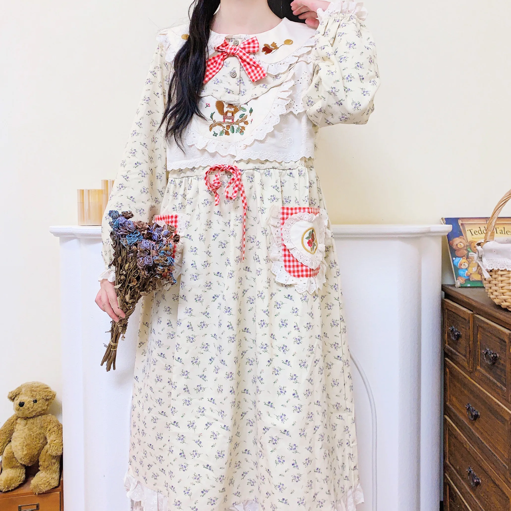 Autumn Sweet Corduroy Patchwork Lace Kawaii Long Dress Women Vintage Retro Chic Cottagecore Goblincore Lolita Evening Midi Dress