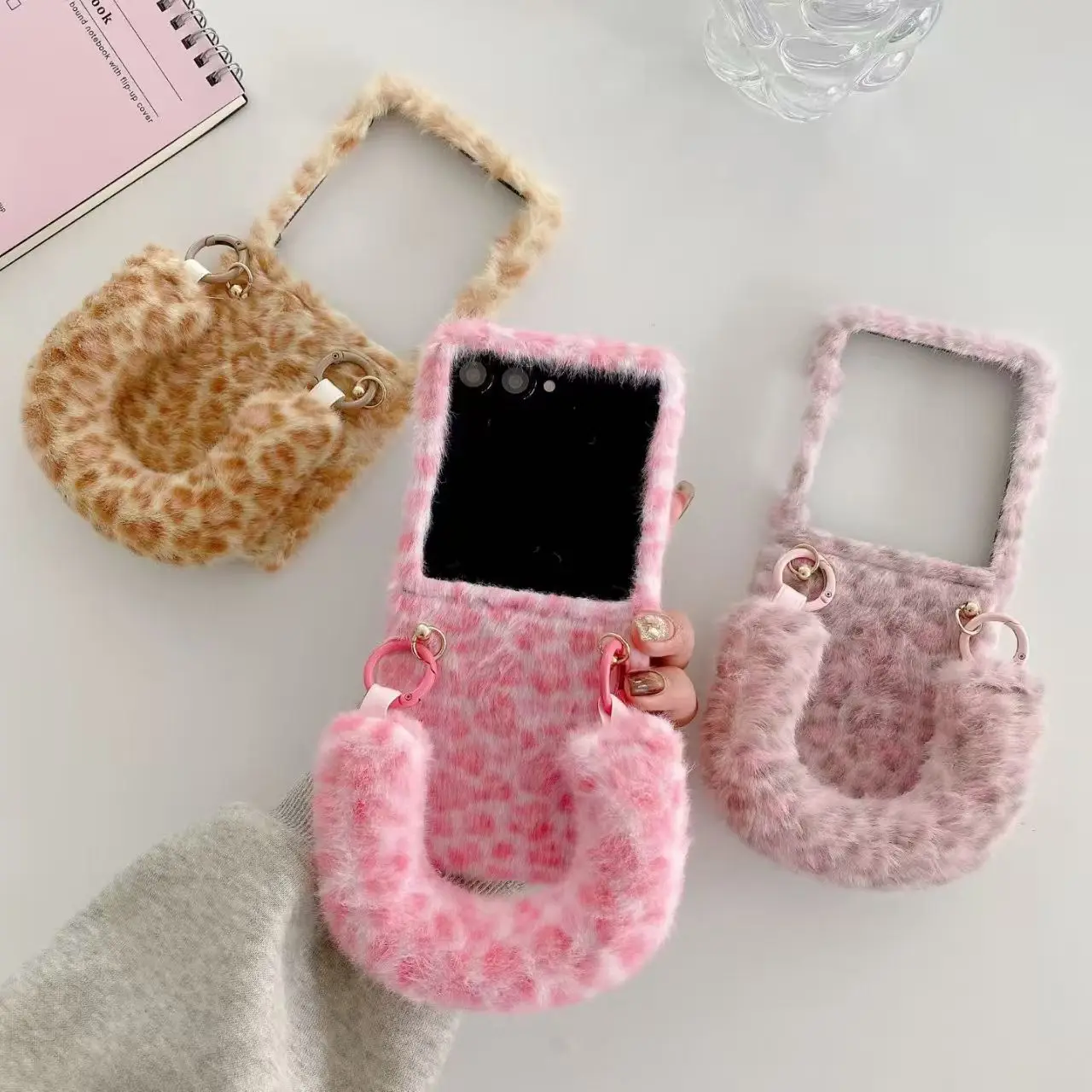 For Samsung Galaxy Z Flip 3 4 5 6 7 Flip7 SE F7220 Cute Fluffy Winter Snow Warm Soft Leopard Fur Strap Wrist Phone Case Cover