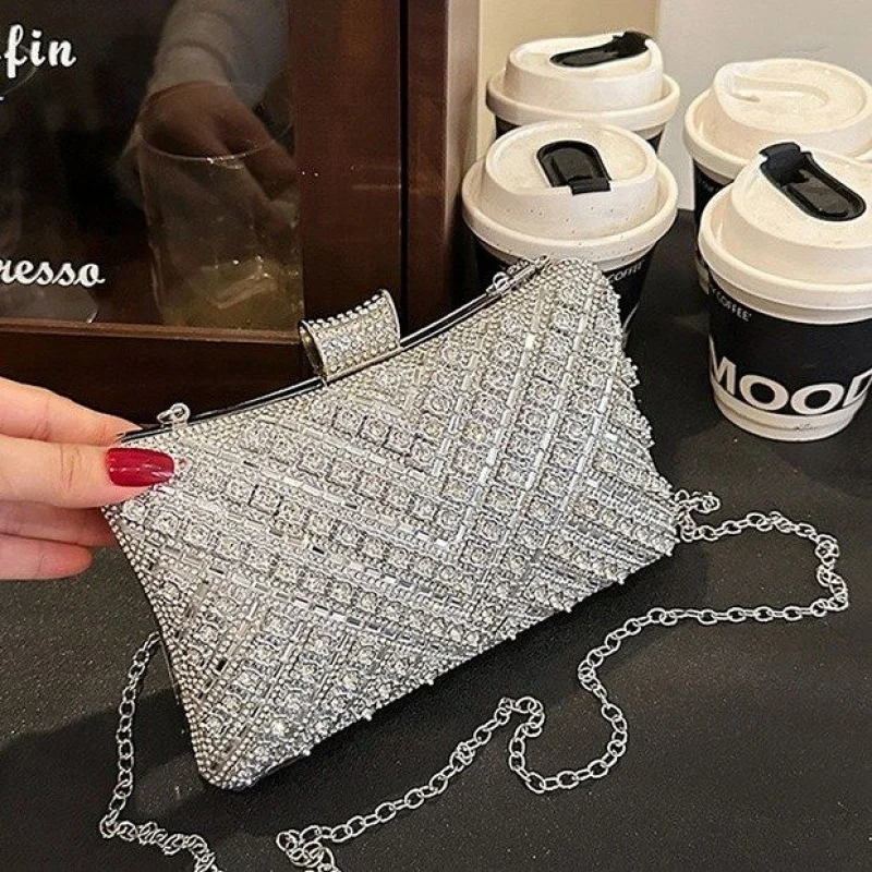 

Elegant Women's Crossbody-Bag Crafted From Lightweight Leather Boasting Classic Paris Inspired And Vintage Daily Style​