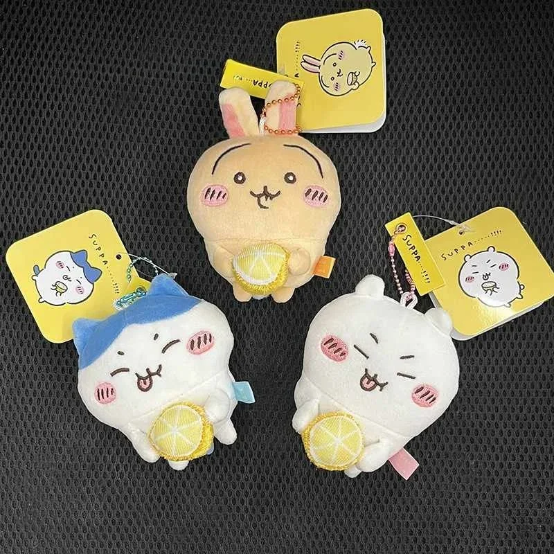 Porte-clés en peluche de la série Chiikawa Eat Lemon Anime, jouet Kawaii, pendentif de sac d'école Usagi, cadeau de décoration, nouveau produit