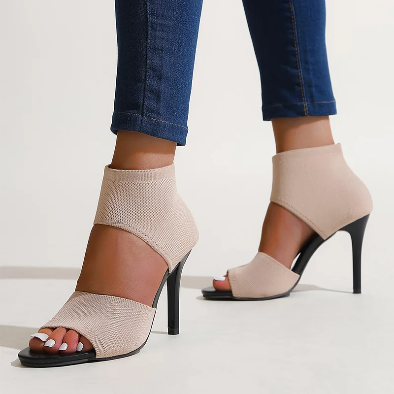 ليوبارد سوبر صندل كعب عالٍ للنساء حجم كبير الراحة الانزلاق على الصنادل 2025 الصيف خفيفة رقيقة الكعب أحذية عدم الانزلاق