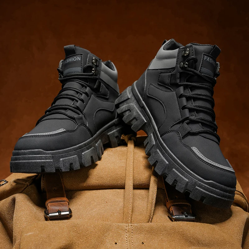 

Fashionable Retro Workwear Boots Hot Selling Men's Casual shoe Chelsea Boots Suede Comfortable Ankle Boots Designer Shoes 2025