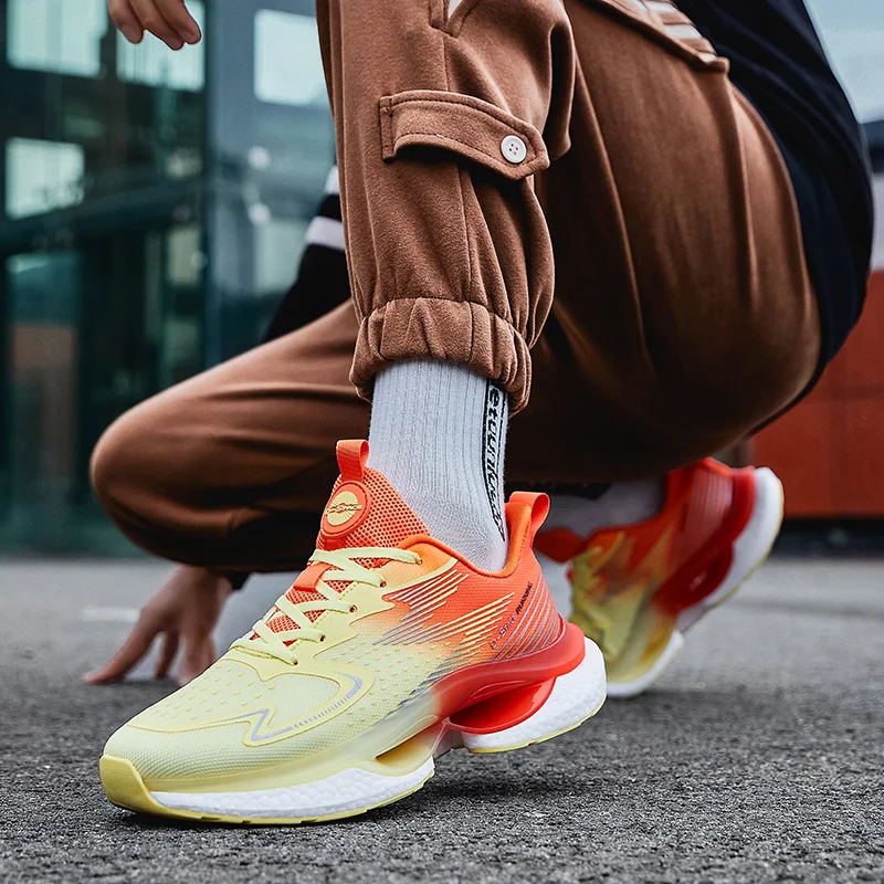 

2025 New Men's Board Shoes,sneakers,skate Shoes,Casual Shoes Lightweight Non-Slip Cushioned Elegant Street-Style Minimalist