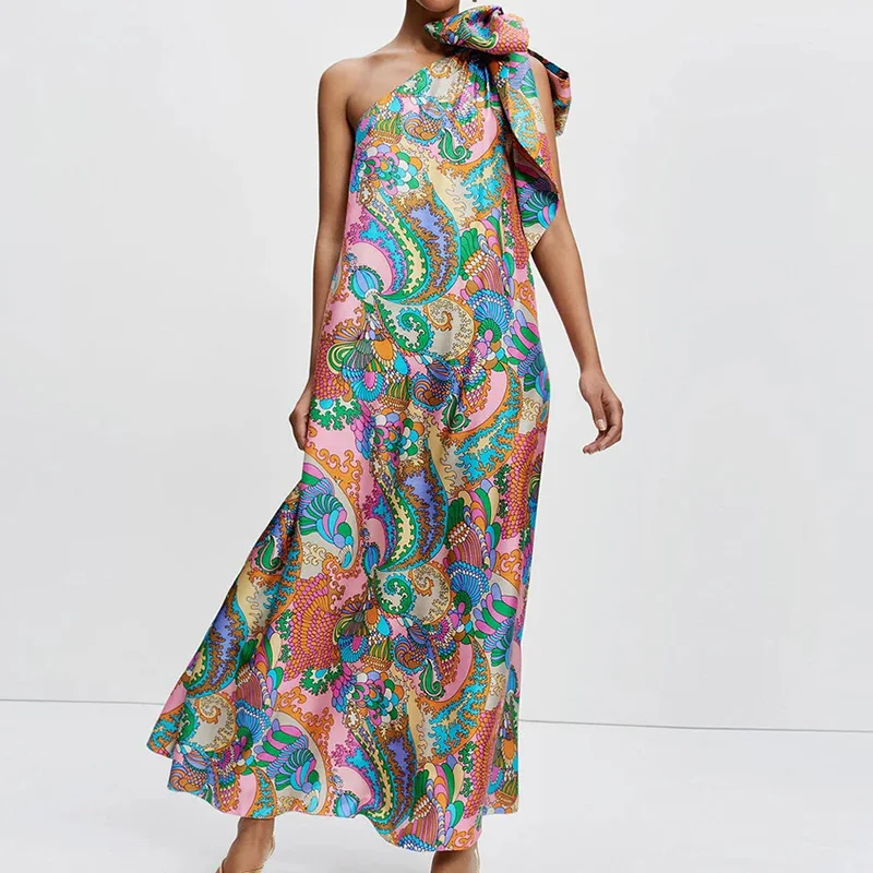 Summer New Lady Satin One-piece Robes Fashion Pattern Printed Skew Collar Halter Dress Elegant Off Shoulder Pleated Party Dress