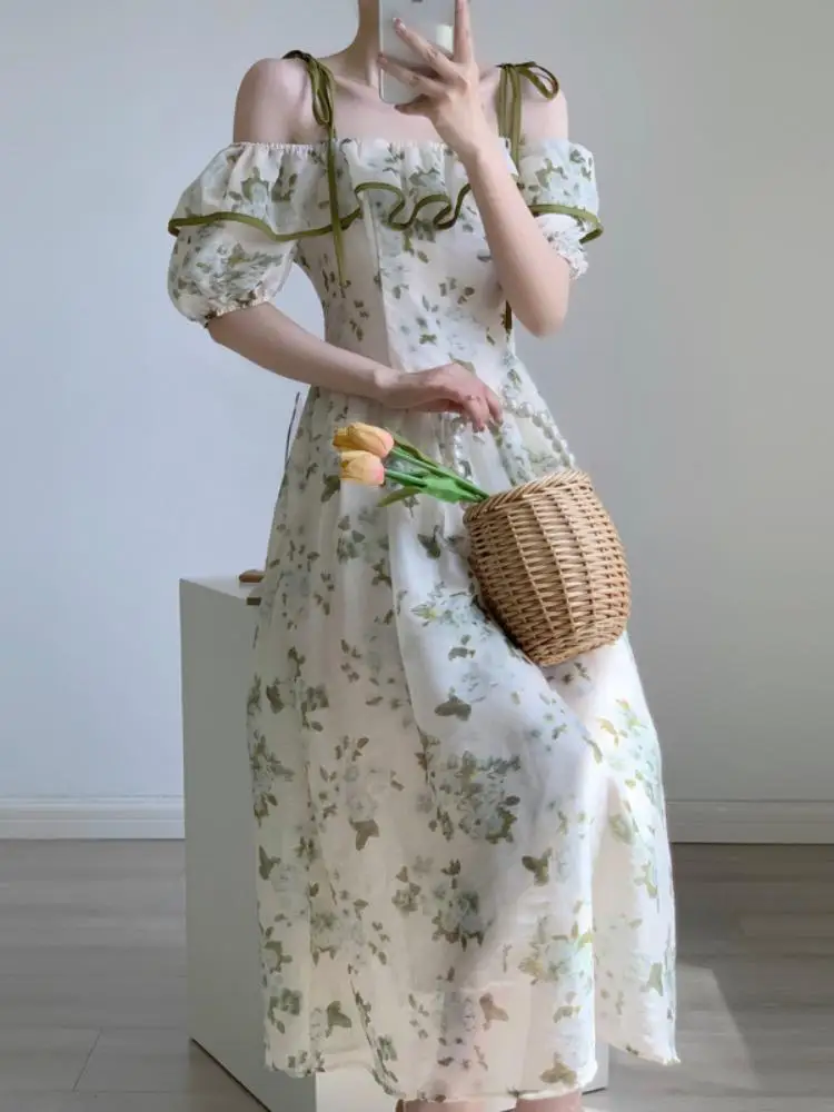 Green Floral One-shoulder Suspender Dress with Temperament and Gentle Temperament Vacation Forest First Love Skirt