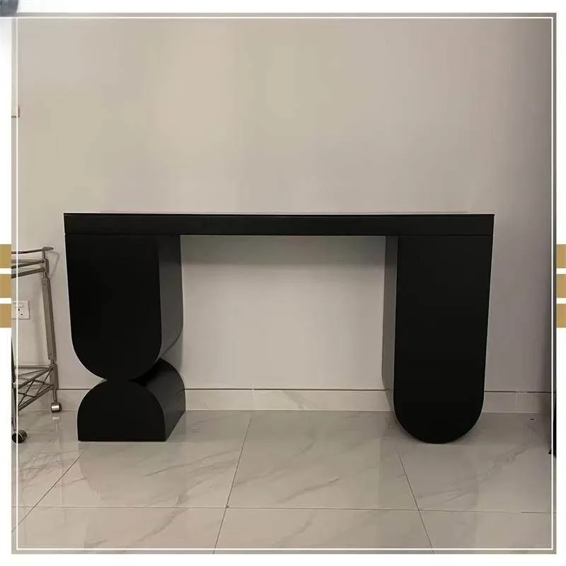 Italian-style home against the wall, living room creative high-end art entrance table light luxury end view table black