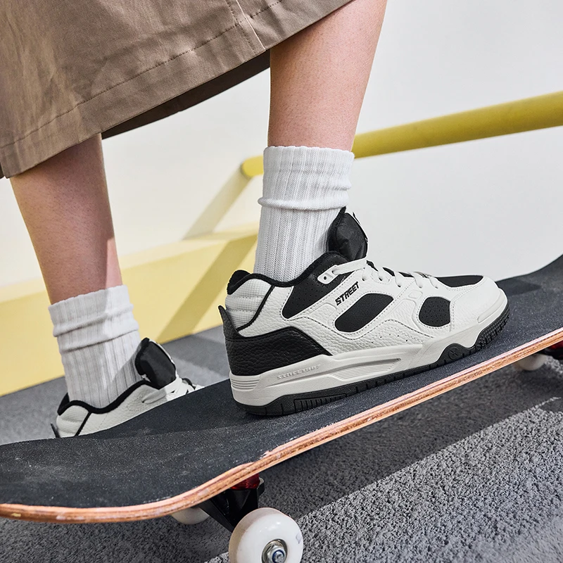 Xtep Yi Xing Cotton Shoes For Women 2024 Winter Durability Sports Shoes Trendy Retro Comfortable Stability Sneakers 876418370009