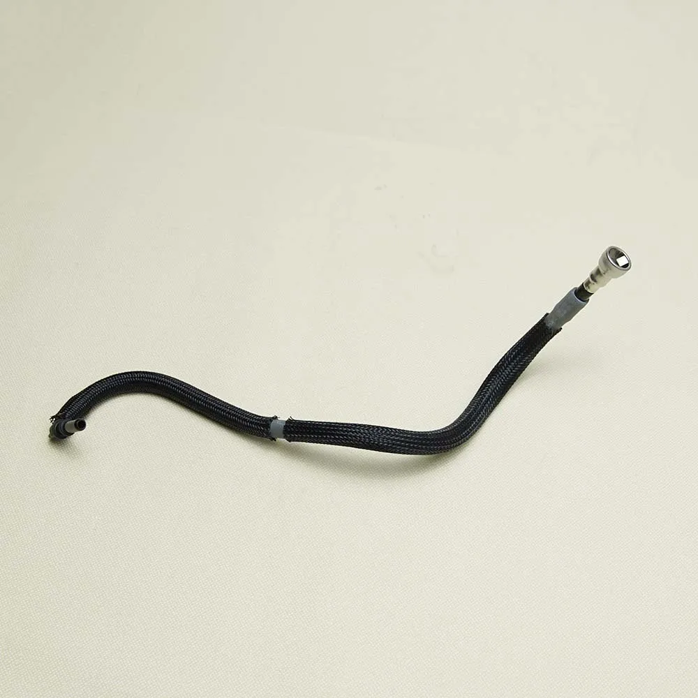 31669066 Car Engine oil tank fuel supply pipe Fuel pipe For Volvo S60 S90 S90L V60 V90 XC60 XC90 2016-2026 Auto Part