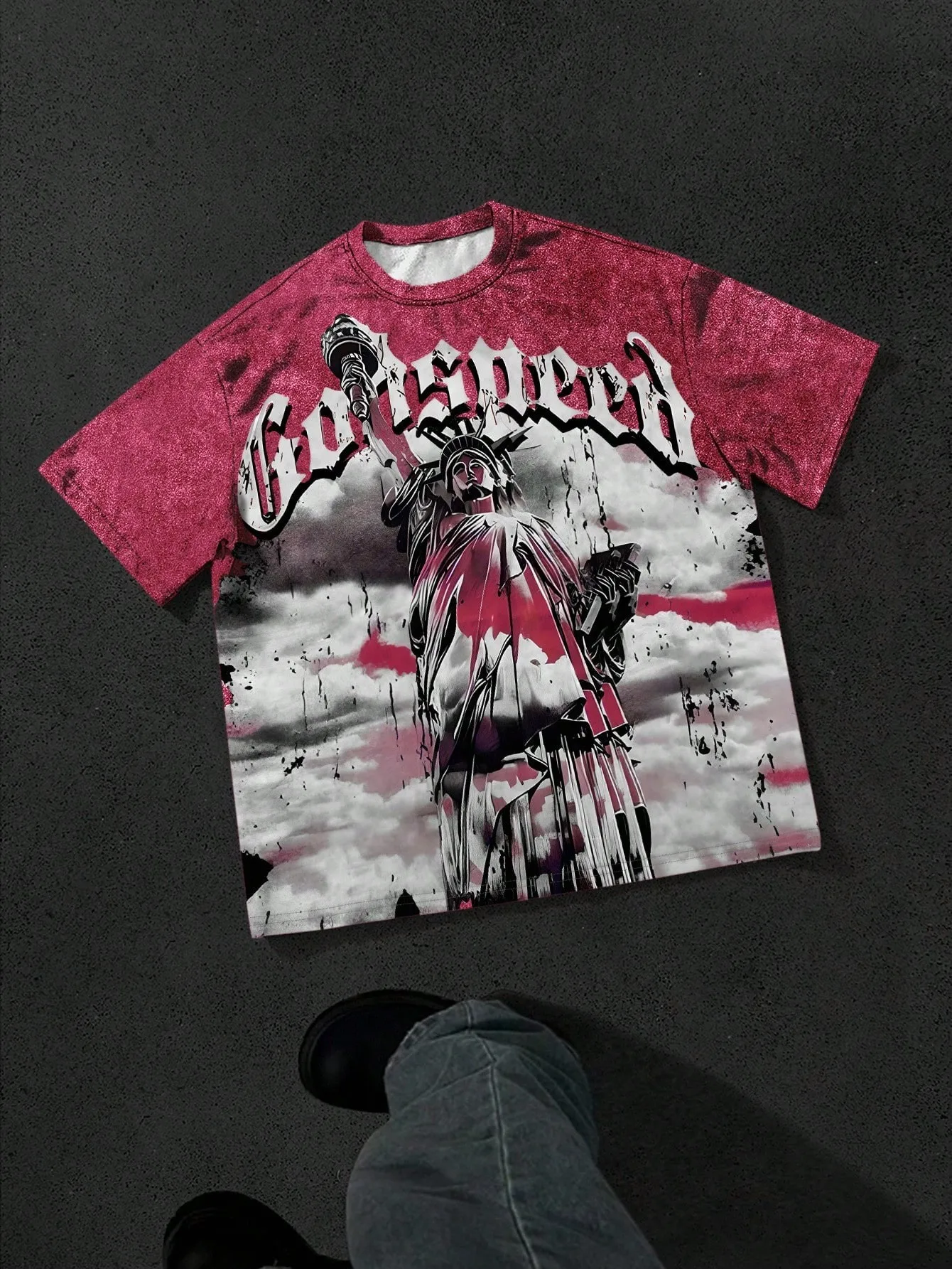 يتميز القميص الرجالي الجديد لصيف 2025 بطباعة نمط الملاك ثلاثية الأبعاد غير رسمية وبسيطة وعصرية ومريحة وناعمة #3