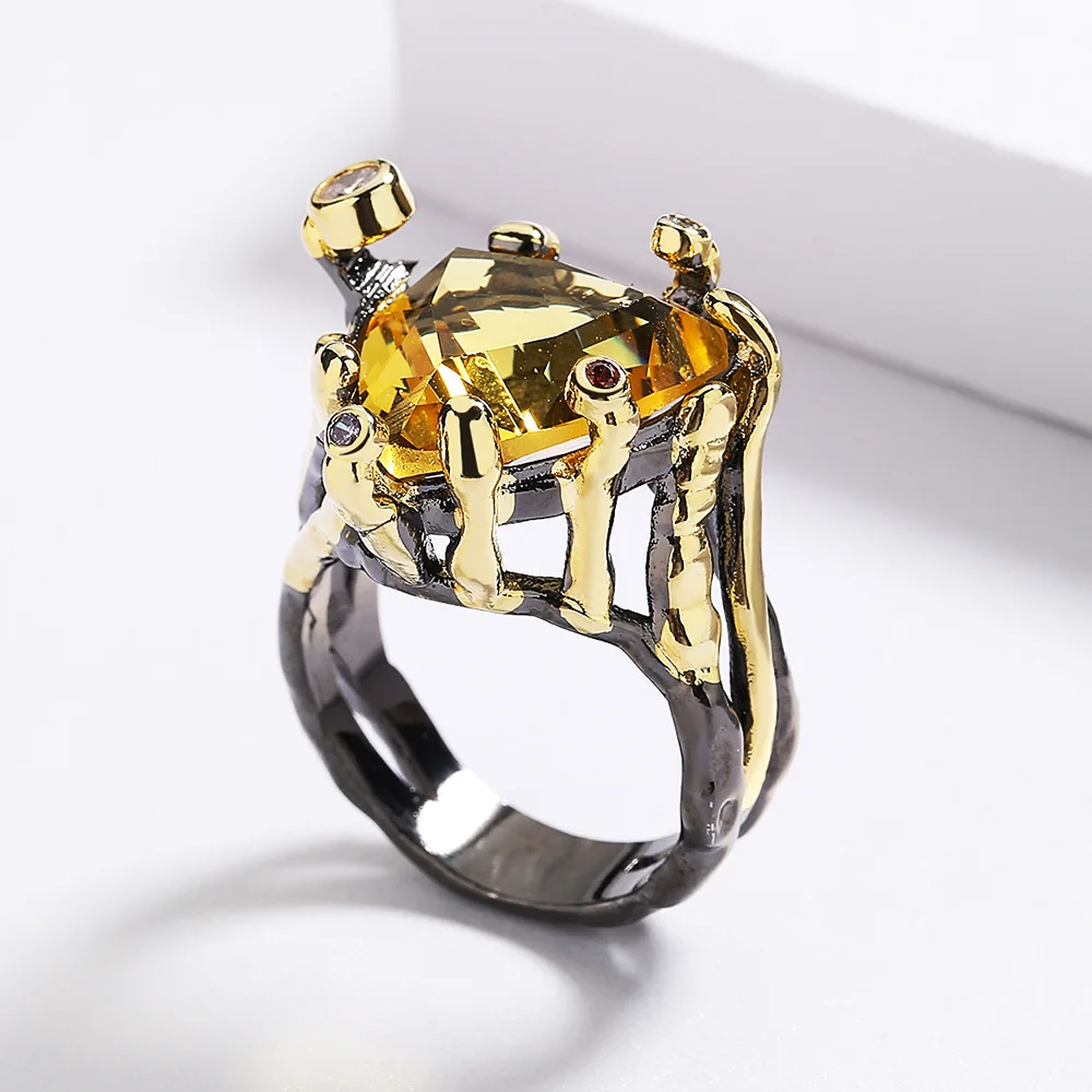 Women's Exaggerated Yellow Zircon Triangle Ring