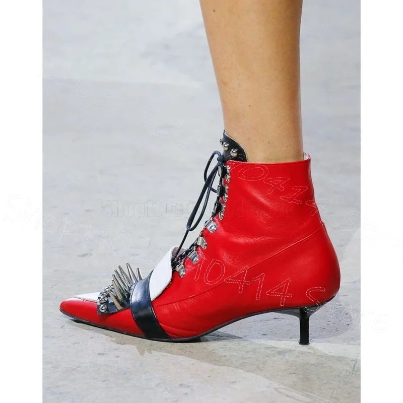 أحذية نسائية فضية ذات مسامير حمراء مرقعة بمقدمة مدببة أحذية نسائية رفيعة بكعب عالي للحفلات والعيد 2025 Zapatos Para Mujere #3