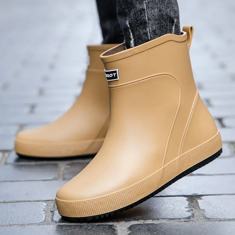 

Обычная мужская обувь до щиколотки с молодым алфавитом, водонепроницаемые из ПВХ для садовой рыбалки, оригинальные модные новые мужские резиновые сапоги для взрослых на низком каблуке с грязевой резинкой