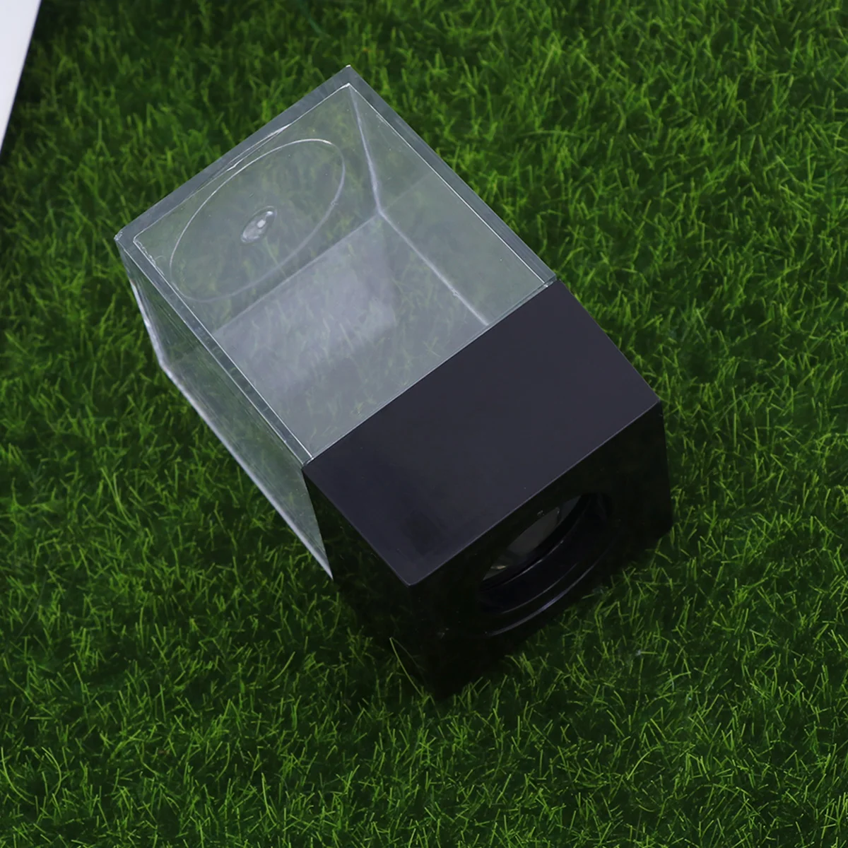 Magnetic Paper Portable Paper Clip Holder Storage Case Organizer for Desk Large Capacity Hold Clips Pins Rubber Bands Black