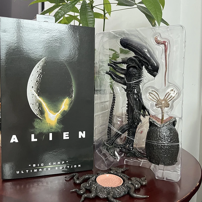 ALIEN (Big Chap)and Face Hugger（限定バージョン） NECA Alien Big Chap Alien Figure Big Chap Alien Predator 40th
