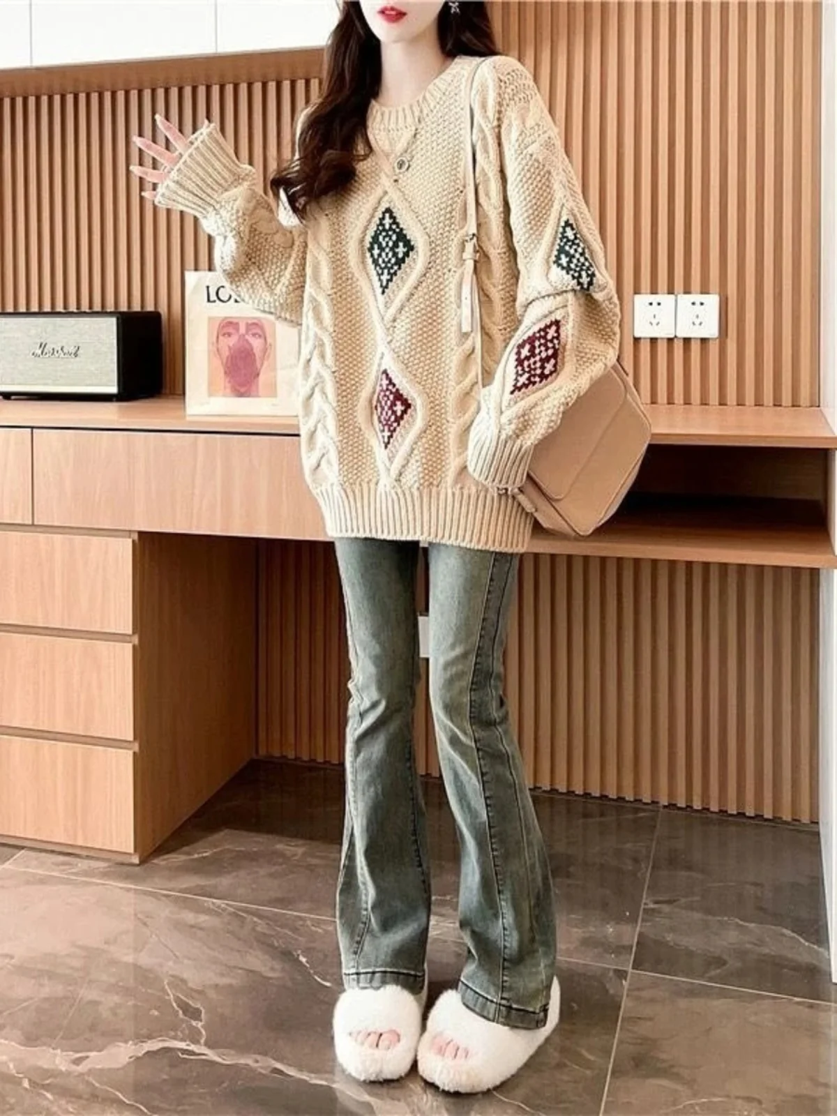 

Ladies Thiened Long Sve Knitted Sweater round Ne Twist Headwear Autumn Winter New Sle Warm Loose Casual Faion Top