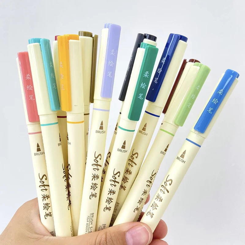 Penna per calligrafia colorata con testa morbida alla moda inchiostro pigmentato a base d'acqua disegno penna per Graffiti forniture di cancelleria per la scuola d'arte