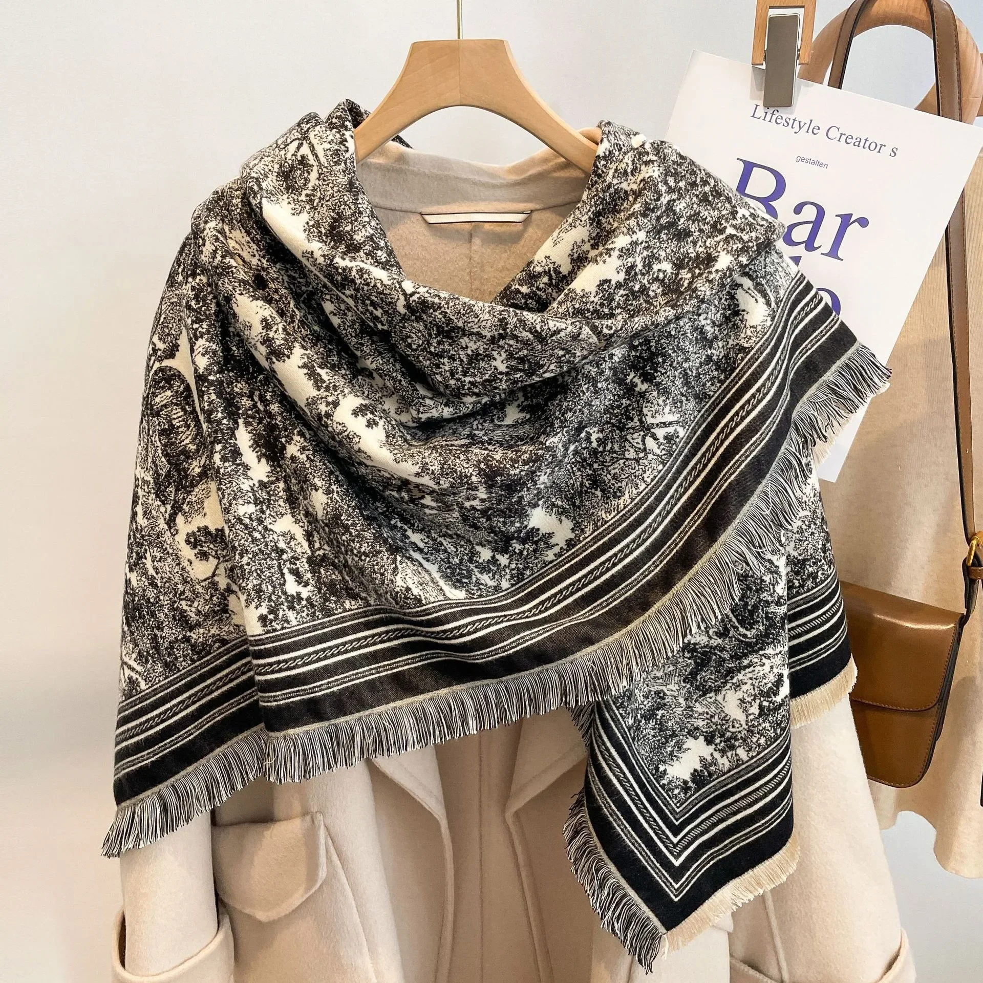 2023 Autumn and Winter New Scarf Thickened Square Scarf Air Conditioner Shawl Fringed Warm Scarf Women's Cross-border