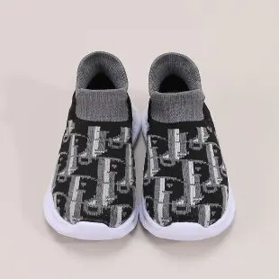 

Children's Sports Shoes 2024 Spring and Autumn Boys Flying Woven Breathable Mesh Shoes Soft Soled Girls Casual Baby Shoes