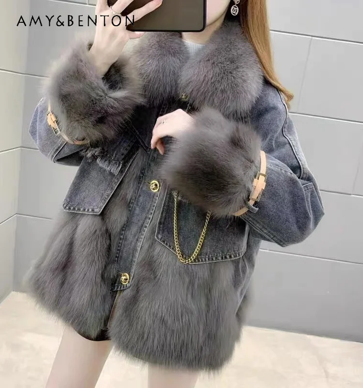 

2025 Autumn Winter New Korean Style Women's Anti-Fox Blue Loose Spliced Cotton Lined Turn-Down Collar Denim Fur Jacket