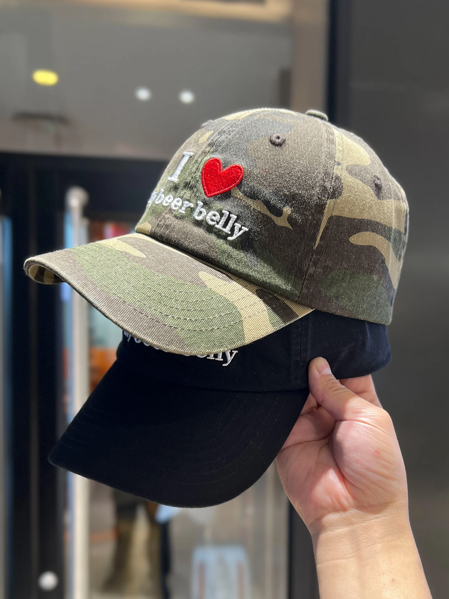 

Embroidery letter cap Street trendy brand Versatile soft top baseball cap Sun protection visor hat