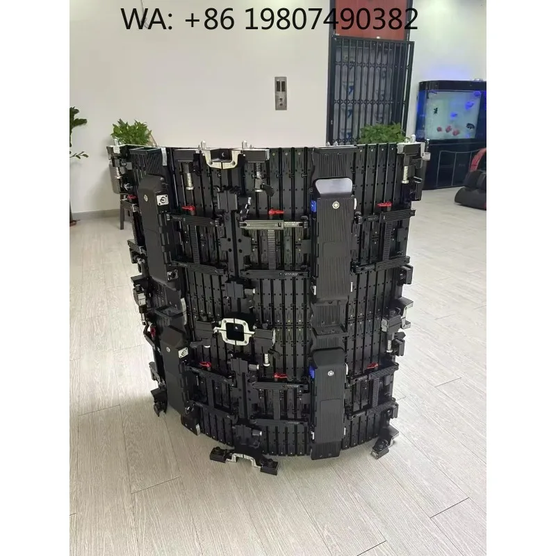 500x500mm P2.604 Expandable LED Screen, Bendable Curved Panel with 5000cd Brightness for Indoor Commercial Display