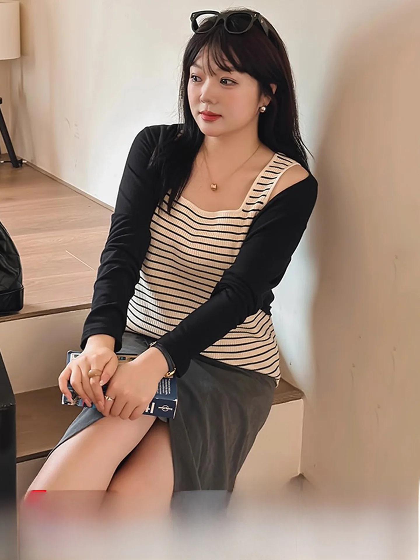 

Slimming Effect Knitted Vest Summer Square Collar Wide Sve Women's Large Size Inner Wear Design Striped irt Casual Sle