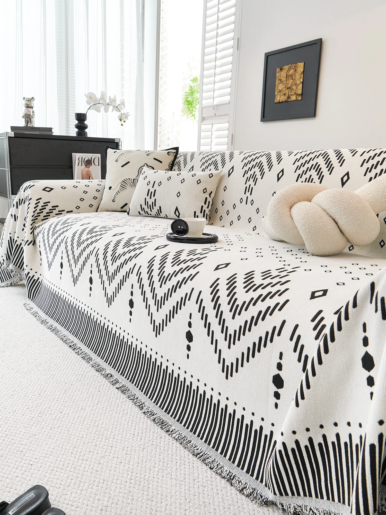 

Universal Sofa Cover Cloth Anti-Slip Scratch Proof High End Snail Silk 2026 New Sle Dust Proof Sofa Blanket