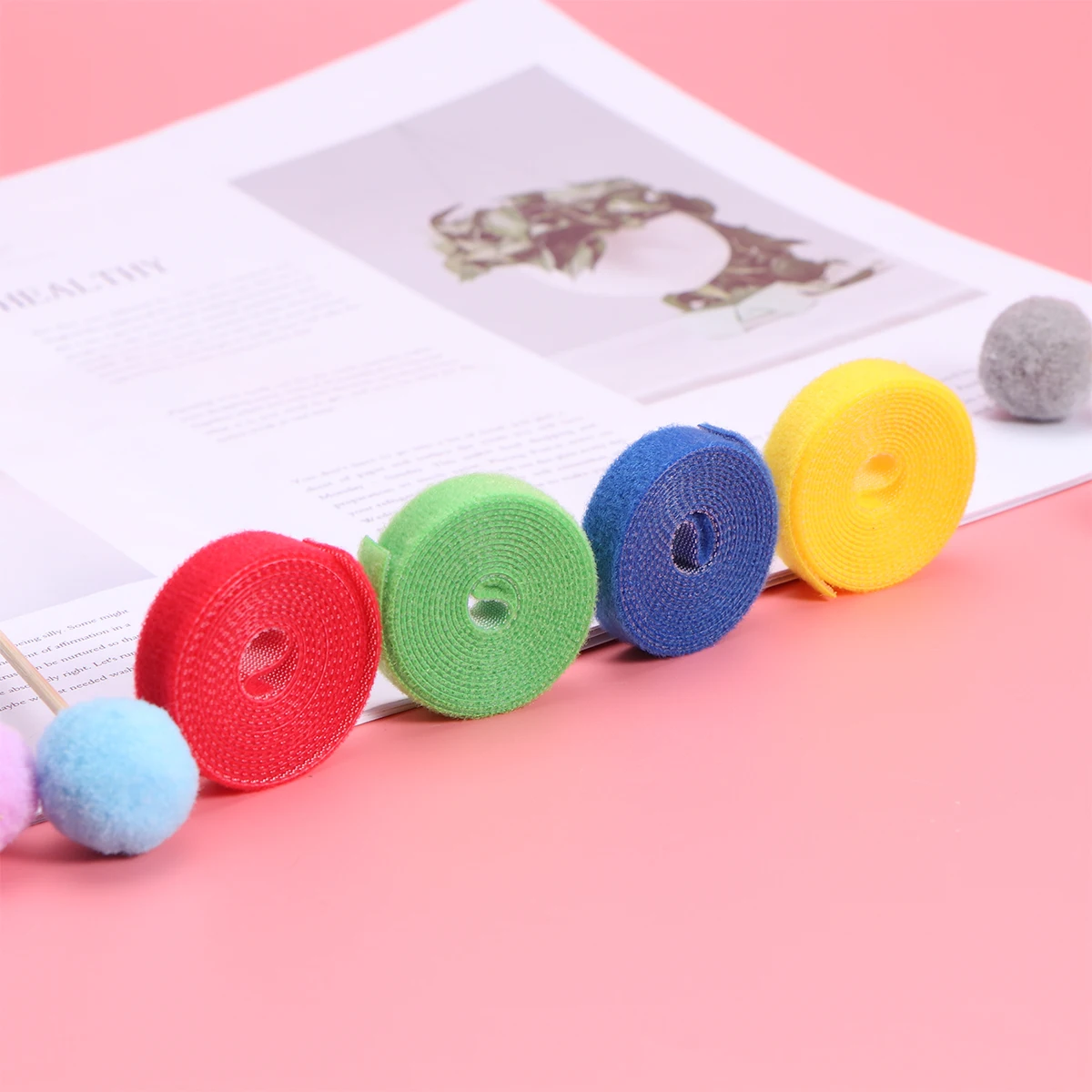 

4 pcs Nylon Cable Straps Reusable Hook Loop Fastening Ties Wire Cord Organizer Self-Adhesive Mixed Color Cord Management For