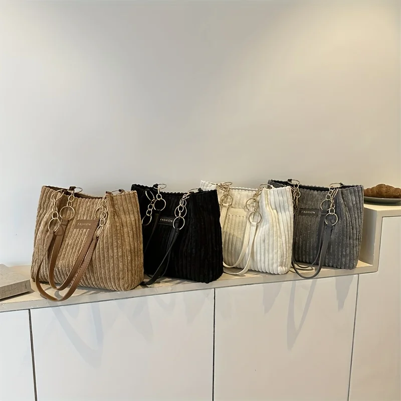 Striped Plush Tote Bag for Women Fleece Retro Chain Shoulder Bag Faux Fur Handbag for Autumn Winter Gift for Best Friend