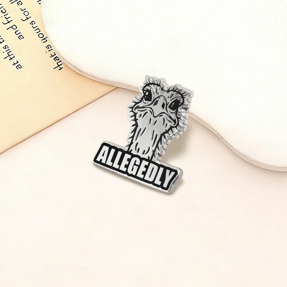 Lustige Straußenkopf-Brosche, angeblich mit Text, klassisches Comedy-Accessoire, Metall-Reversnadel, humorvolles, personalisiertes Accessoire, Geschenk – Detail 5