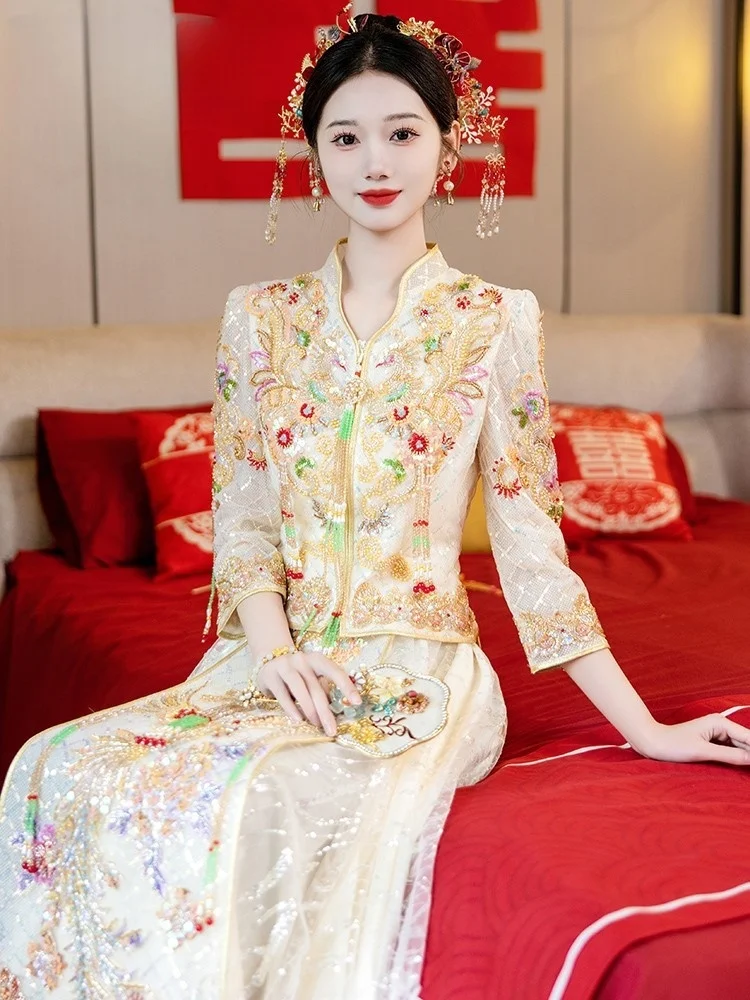 

Champagne wedding dress new for brides Chinese-style heavy mesh fabric