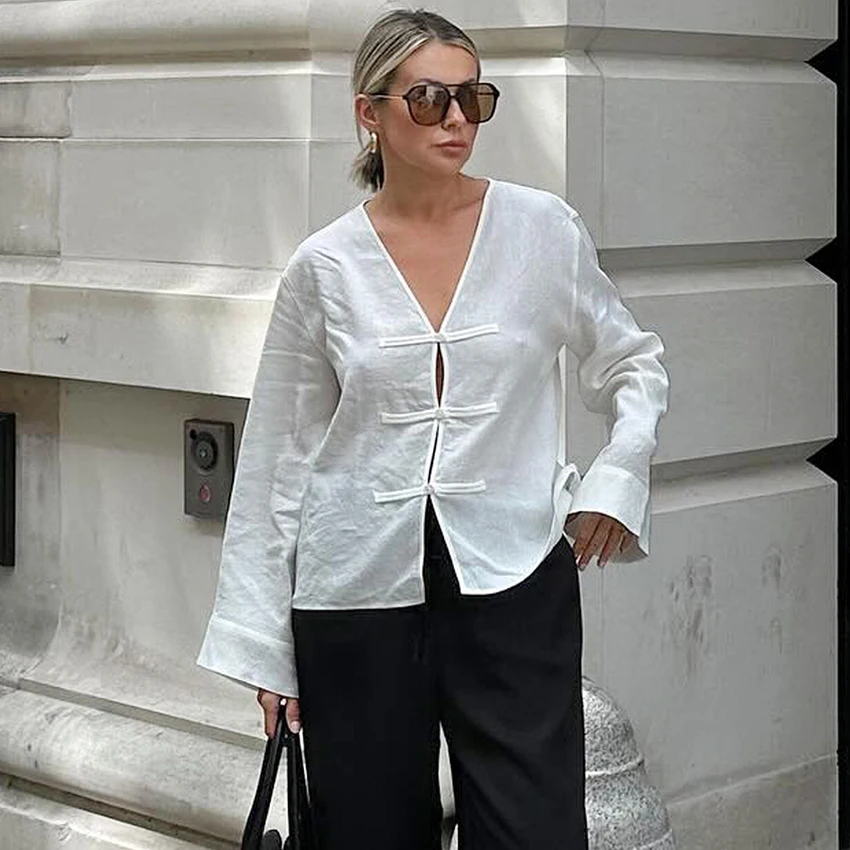 

Linad Vintage White V Nevk Woman Blouse Street Chic Single Breasted Tops Female Casual Autumn Cotton Long Sleeve Shirts 2025