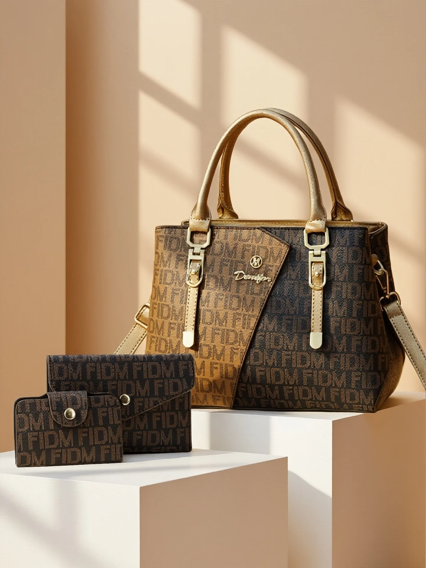 

Роскошная женская сумка из высококачественной кожи с принтом в ретро-стиле, подходит для повседневного использования и путешествий в любое время года.