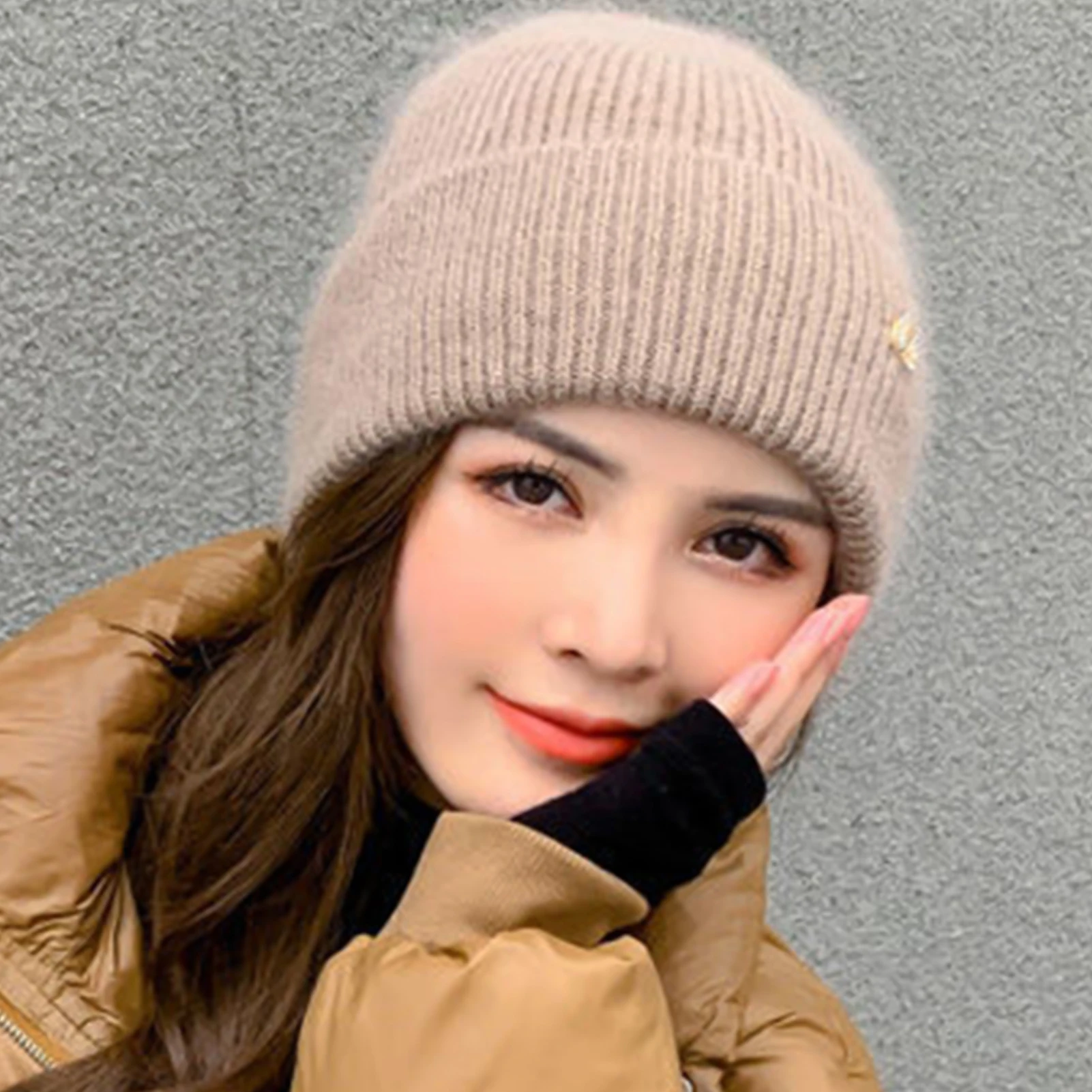 

Winter Outdoor Warm Hat Cycling Hiking Riding Windproof Thickened Plush Hat For Adults Trendy Brimless Knitted Woolen Hat 2025