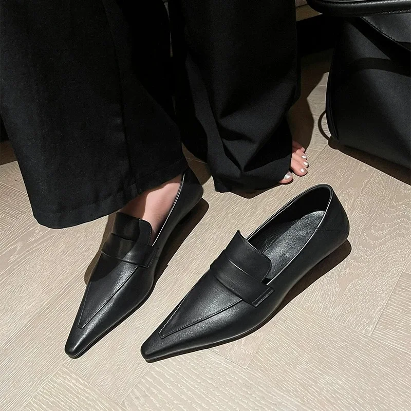 

Pointed Toe Pumps Elegant Women Shoes Fashion Shallow British Style Leather Autumn Shoes Mature Kitten Hee Office Shoes Women