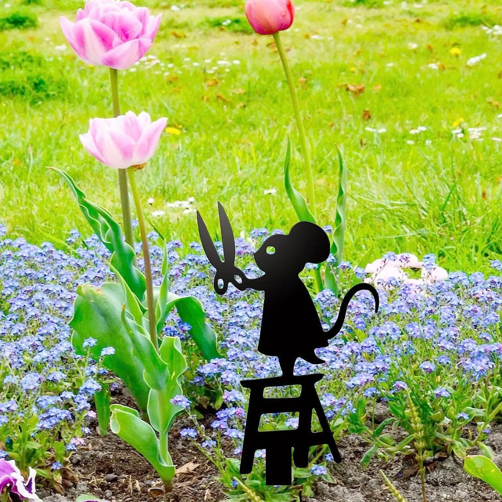 Metal Mouse Silhouette Garden Stake Iron Outdoor Decoration for Pathway Lawn Courtyard Backyard Art